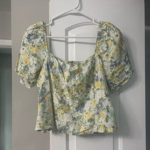 A & F floral top